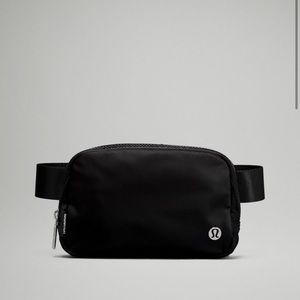 Lululemon Belt Bag 1L Black & Silver